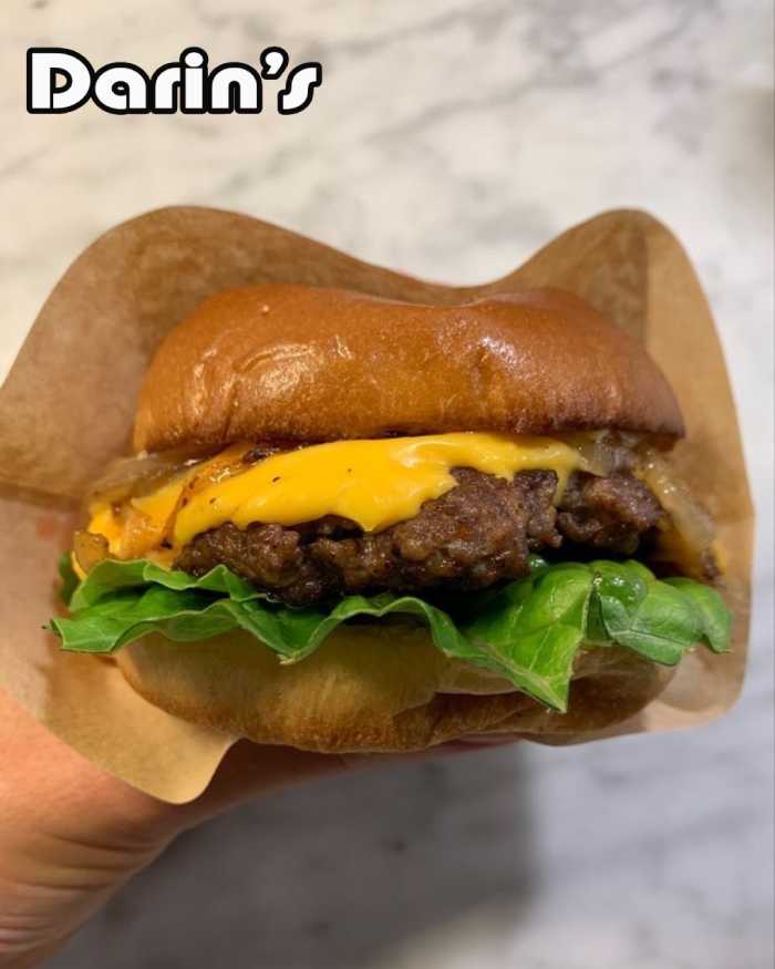 Darin’s in Edinburgh Burger 